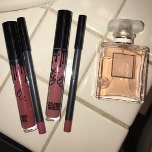 Kylie Jenner Matte Liquid Lipsticks & Liner